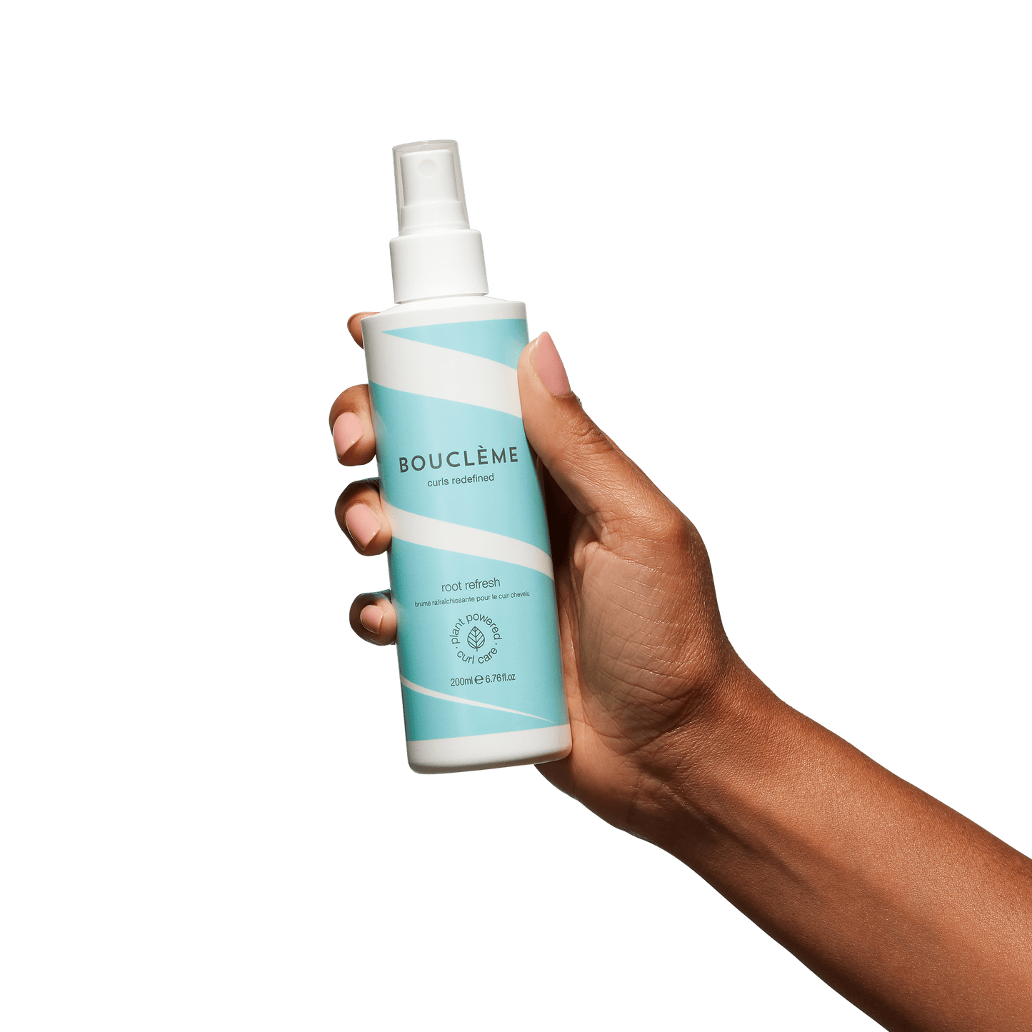 Een verfrissende mist die de hoofdhuid kalmeert en ontgeurt. Herdefinieer uw krullen. Perfect voor alle haartypes.