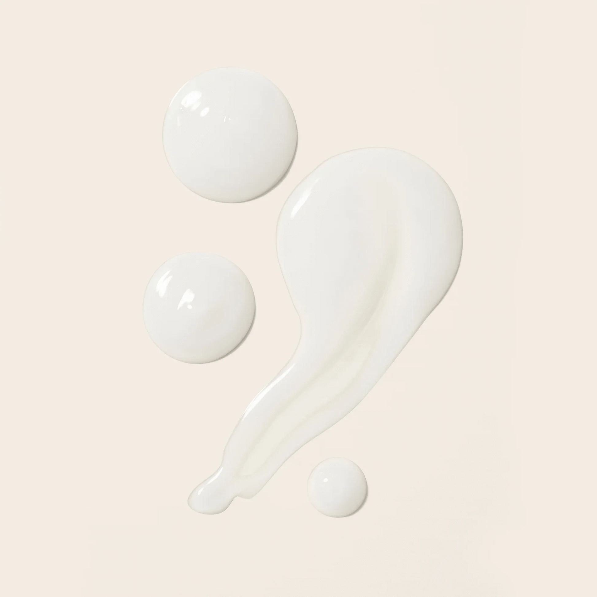 Close-up textuur van Bouclème Curl Defining Gel - lichtgewicht, gladde gel met een glanzende finish voor gedefinieerde, langhoudende krullen.